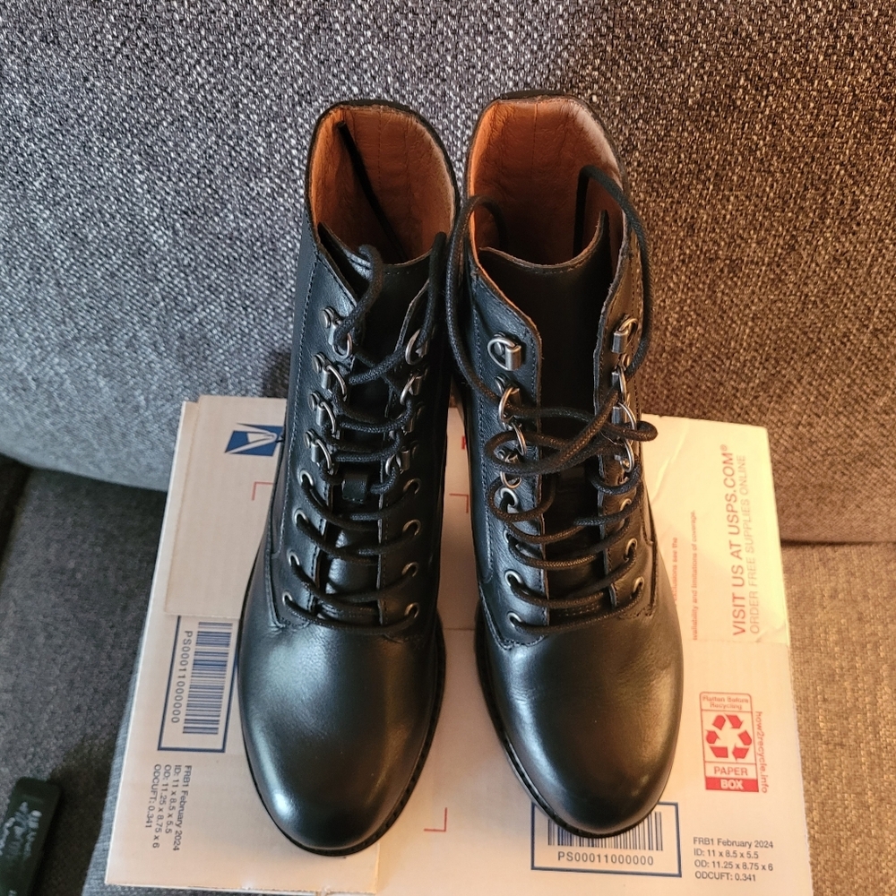 Madewell The Julien Lace Up Lugsole Boots Women sz 5.5 Combat Style Leather - Picture 5 of 7